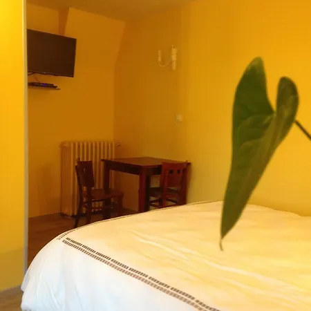 Bed & Breakfast La Maison Bleue *
