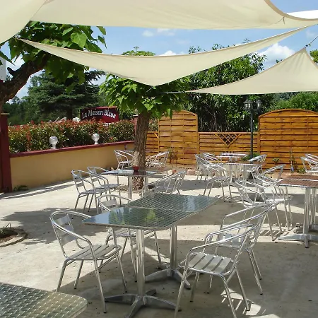 Bed & Breakfast La Maison Bleue *