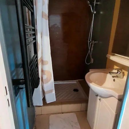 Holiday home La Maison Bleue Rossillon