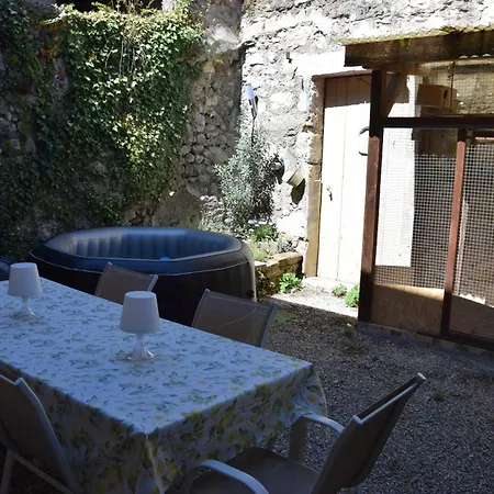 La Maison Bleue *